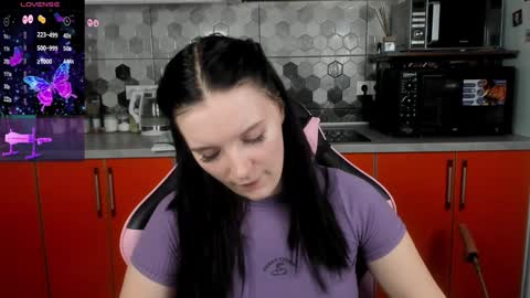 Snapshot of playful_mary chatting on 01.18.25 Masha online show from 01.18.25