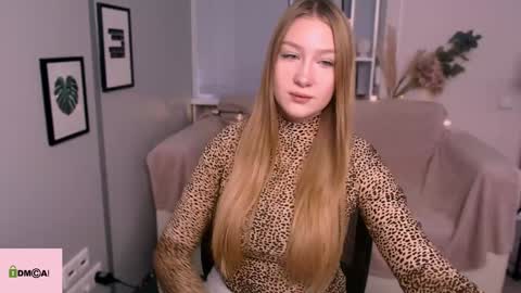 Sophie online show from 01.04.25