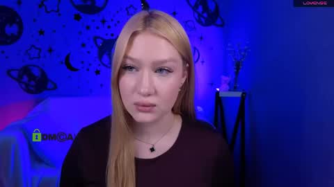 Sophie online show from 04.14.26