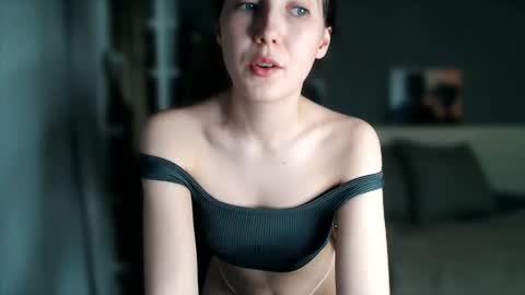 Snapshot of playfullfoxyhere chatting on 01.11.25 brenda online show from 01.11.25
