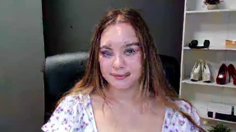 Snapshot of playgirl_valeria chatting on 02.28.26 Valeria online show from 02.28.26