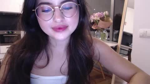 Snapshot of playnofuckinggames chatting on 10.04.25 Mary online show from 10.04.25