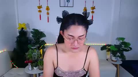 Ploysai online show from 03.02.26