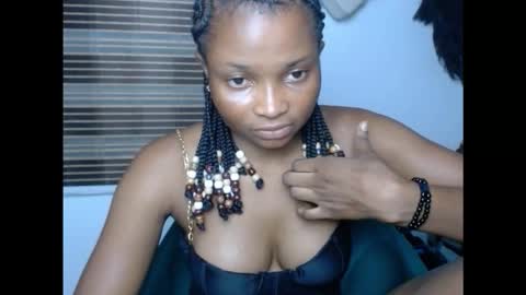 plumnjuicyx online show from 10.31.25