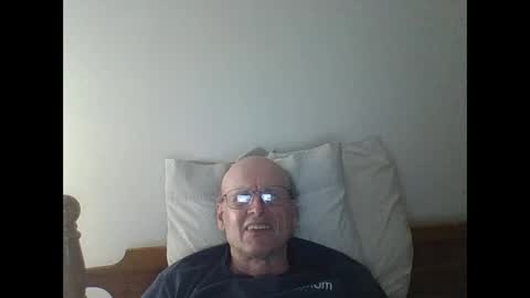 Snapshot of pmb11 chatting on 09.27.25 trek 11 online show from 09.27.25