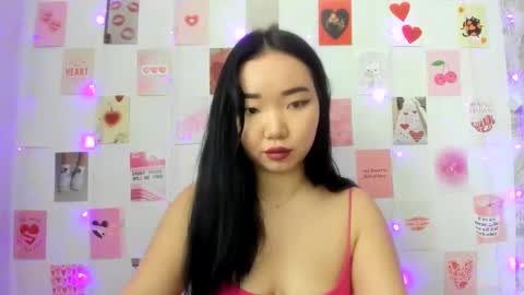 Snapshot of pocahontas654 chatting on 02.14.25 Erica online show from 02.14.25