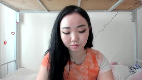 Snapshot of pocahontas654 chatting on 03.11.25 Erica online show from 03.11.25