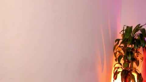 Snapshot of pocahontas_kl chatting on 02.13.25 Patrocla online show from 02.13.25