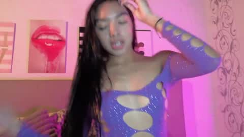 Snapshot of pocahontas_moon chatting on 05.22.26 Pocahontas online show from 05.22.26