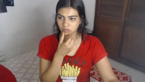 Snapshot of pocahontas_princess__ chatting on 04.26.26 Pocahontas online show from 04.26.26