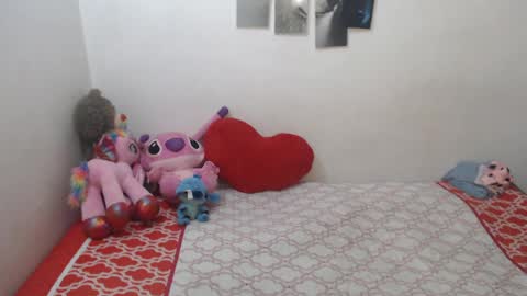 Snapshot of pocahontas_princess__ chatting on 04.26.26 Pocahontas online show from 04.26.26