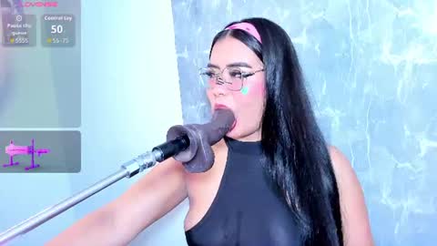 Snapshot of pocahontaslatinaa chatting on 06.23.26 pocahonta online show from 06.23.26