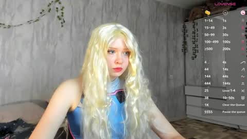 Snapshot of pocet_barbie chatting on 07.09.26 Mary online show from 07.09.26