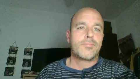 Snapshot of pocoyotop chatting on 03.01.25 pocoyotop online show from 03.01.25