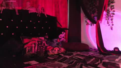  Luna  online show from 02.15.26