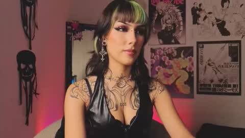 Snapshot of poison_dafne chatting on 02.10.26 Dafne online show from 02.10.26
