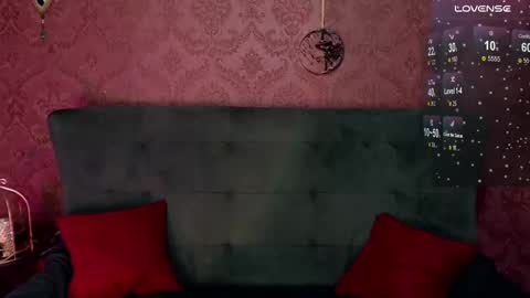 Poison Eva  online show from 01.15.26