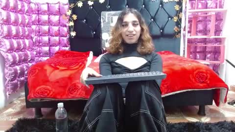 Snapshot of poisondost_hot chatting on 02.25.25 Aleja online show from 02.25.25