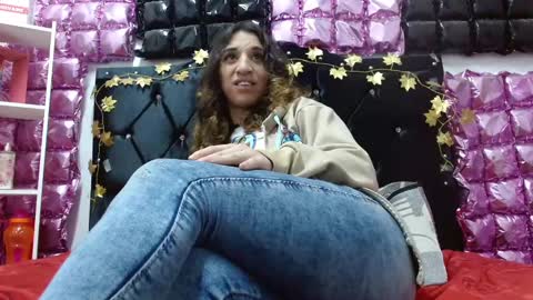 Snapshot of poisondost_hot chatting on 09.10.25 Aleja online show from 09.10.25