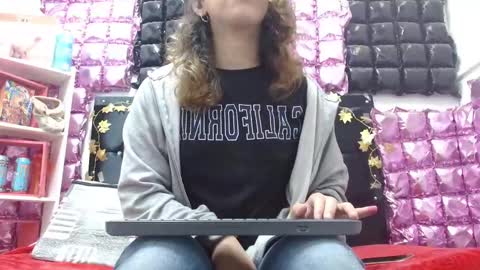 Snapshot of poisondost_hot chatting on 10.10.25 Aleja online show from 10.10.25
