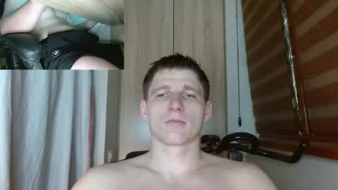 Snapshot of poliglotjoe2 chatting on 06.25.26 Poliglotjoe2 online show from 06.25.26