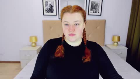 Snapshot of polinasallivan chatting on 12.04.24 Polina online show from 12.04.24