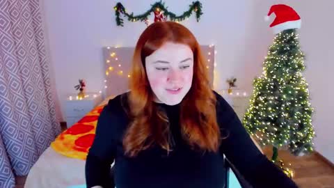 Snapshot of polinasallivan chatting on 12.24.24 Polina online show from 12.24.24