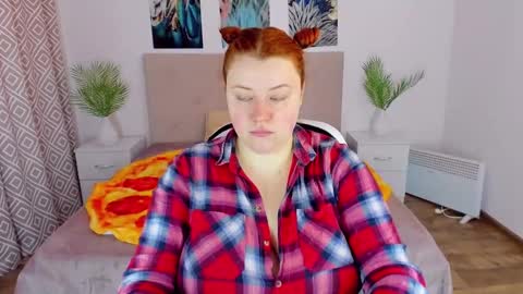 Snapshot of polinasallivan chatting on 01.30.25 Polina online show from 01.30.25
