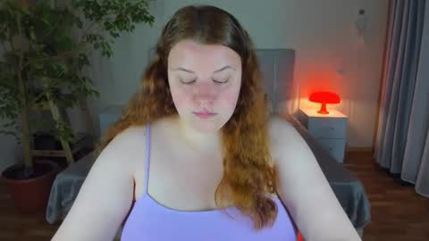 Snapshot of polinasallivan chatting on 09.26.25 Polina online show from 09.26.25