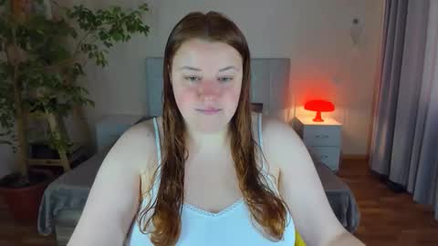Snapshot of polinasallivan chatting on 09.27.25 Polina online show from 09.27.25
