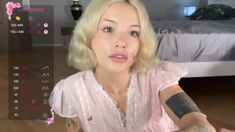 Snapshot of polino4ka69 chatting on 07.19.26 polino4ka69 online show from 07.19.26