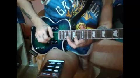 Snapshot of polishrifle3 chatting on 09.25.25 jaws online show from 09.25.25