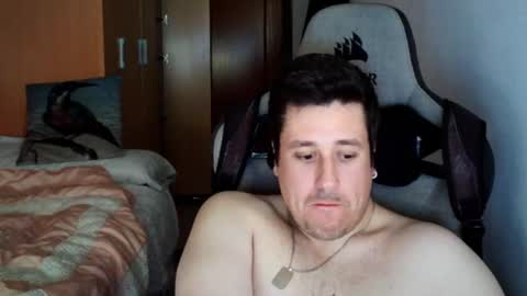 Snapshot of pollito_95 chatting on 01.11.25 Pollito online show from 01.11.25