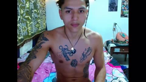 Snapshot of pollon8_kbezon chatting on 01.05.25 Gian online show from 01.05.25