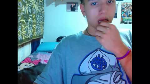 Snapshot of pollon8_kbezon chatting on 01.06.25 Gian online show from 01.06.25