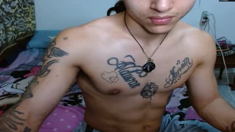 Snapshot of pollon8_kbezon chatting on 01.17.25 Gian online show from 01.17.25