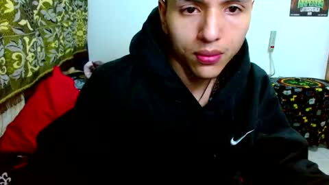 Snapshot of pollon8_kbezon chatting on 02.27.25 Gian online show from 02.27.25