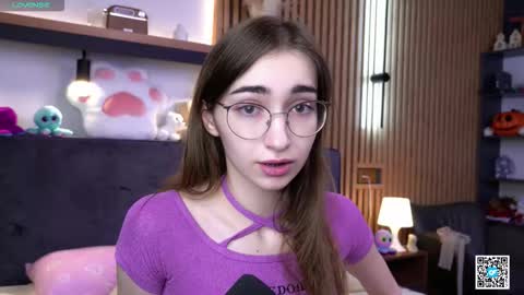 Polly online show from 11.14.25