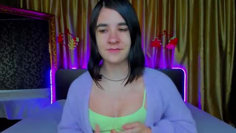 Polly online show from 11.20.25