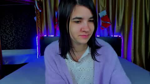 Polly online show from 12.22.25