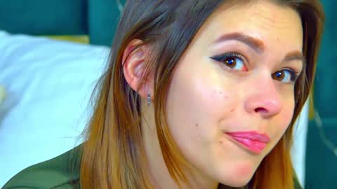 Polly online show from 12.26.24