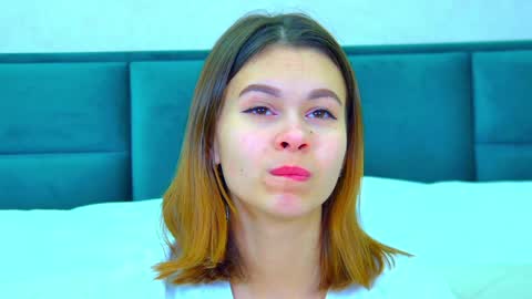 Polly online show from 01.13.25