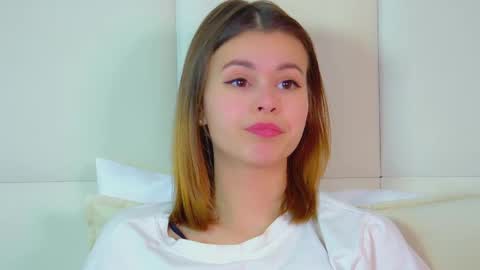 Polly online show from 02.28.25