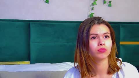 Polly online show from 03.02.25