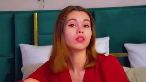 Polly online show from 03.02.25