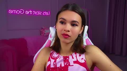 Polly online show from 09.14.25