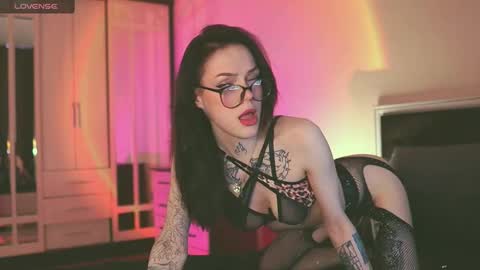 Megan.online  online show from 02.27.25