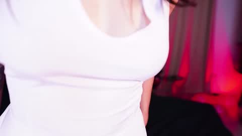 Snapshot of polvodeestrellas_ chatting on 02.15.25 - Help me Reach 100 thumbs up online show from 02.15.25