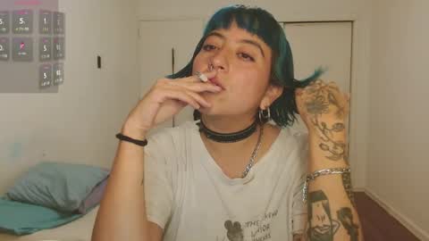 Poly online show from 04.22.26