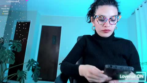 Snapshot of polybarnett chatting on 05.19.26 paulina barnett online show from 05.19.26